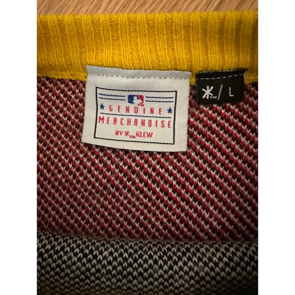 MLB Pittsurgh Pirates "Raise the Jolly Roger" Sweater, size Large - Picture 6 of 6